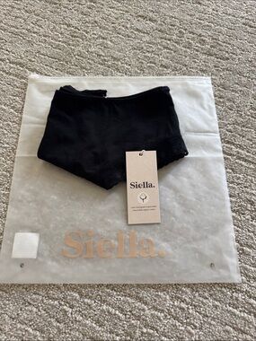 Siella Black Organic Cotton Lace Cheeky Panty Size Medium NW